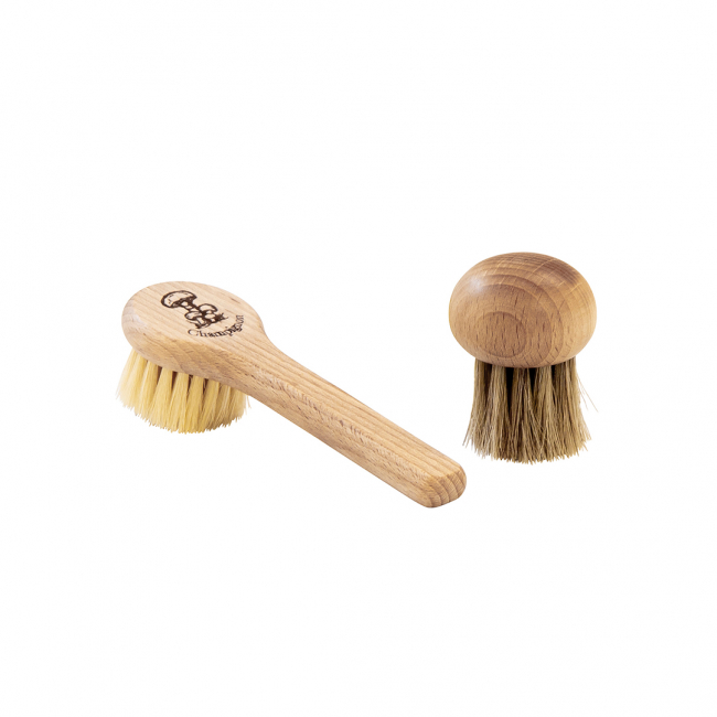 Mushroom brushes, set in the group Wooden utensils at Kockums Jernverk AB (TSBO-090)